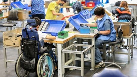 Inklusion auf dem Arbeitsmarkt: Kammer: Firmen stellen zu wenig Menschen mit Behinderung ein
