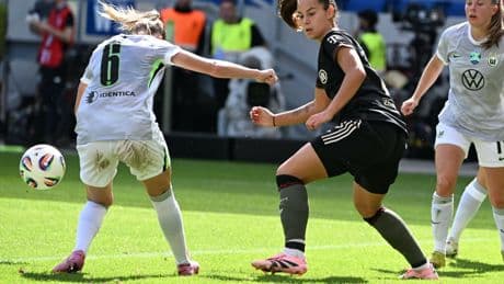 Fußball | Lena Oberdorf feiert Comeback mit Supercup-Sieg