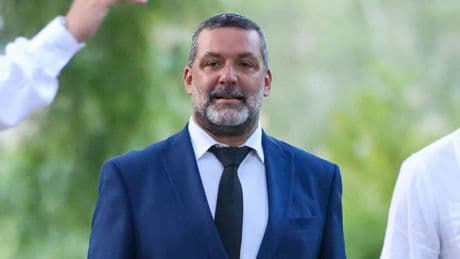 Jaume Anglada está “más estable” aunque continúa “grave” y permanecerá en la UCI