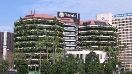 Amancio Ortega compra la sede de Grupo Planeta por 250 millones