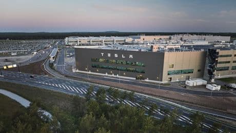 ARD-Doku zeigt Tesla-Fabrik als rote Hitzeinsel auf Wärmebildkameras