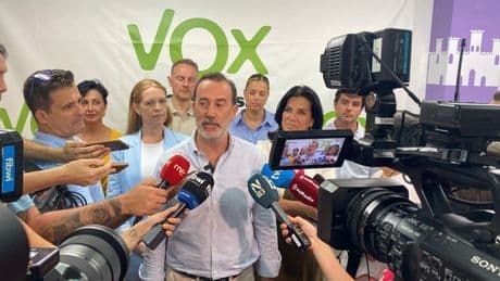 Le Senne prescinde del líder de Vox en Palma y asciende a su núcleo más cercano para dirigir el partido en Baleares