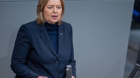 Neue Bundesregierung: Bas fordert: Beamte sollten in Rentenversicherung einzahlen