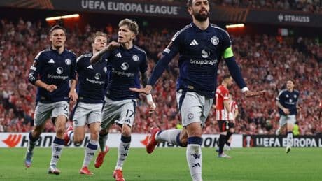 Athletic Bilbao 0 Man Utd 3: United on verge of final after thrashing Spaniards following controversial red card