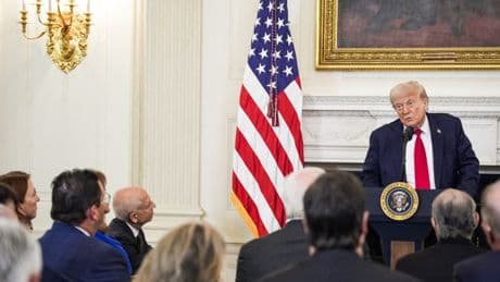 Guerre en Ukraine : Donald Trump se résigne à envoyer des armes à Kiev et donne 50 jours à Vladimir Poutine