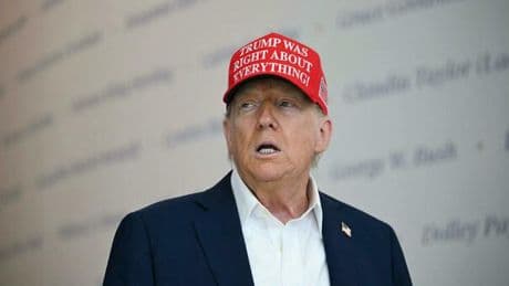 Jeffrey Kruse, licenziato il generale capo dell'intelligence del Pentagono: a giugno Trump aveva contestato le valutazioni sui bombardamenti iraniani
