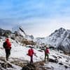 Nu toeristen Mount Everest overspoelen: Nepal biedt gratis beklimmingen van 97 andere bergtoppen aan