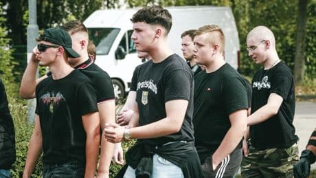 Die Zukunft der Männer: Die Anziehungskraft der Neuen Rechten