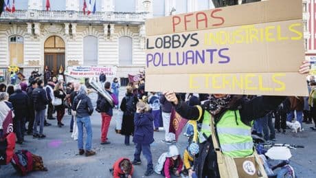 Pfas, microplastiques, pesticides, CVM… Peut-on encore boire l’eau du robinet sans trembler ?