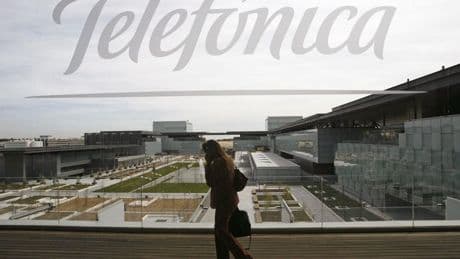 Telefónica cae casi un 5% en bolsa ante una posible ampliación de capital