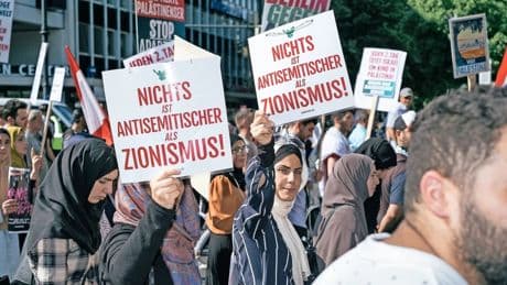Essays von Karl-Markus Gauß: Die Massaker des siebenten Oktober werden beschönigt