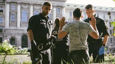 Städte richten Sokos für jugendliche Täter aus Maghreb-Staaten ein