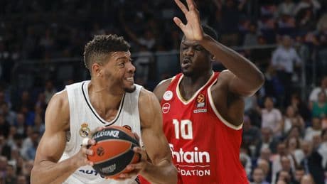 El Real Madrid resuelve su apagón y se cita de nuevo con Olympiacos el jueves (80-72)