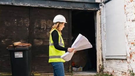 Zweifachmutter verwandelt ihre 119.000 Euro-Scheidungs-Abfindung in Millionen