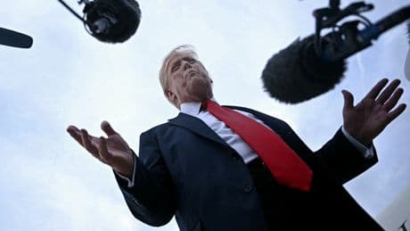 Um russische Raketen abzufangen - Trump verspricht Ukraine Patriot-Luftabwehr