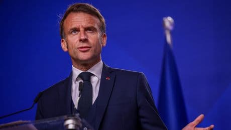Emmanuel Macron rappelle le « destin européen » de la Serbie