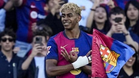 Oficial: Lamine Yamal renueva por el Barça hasta 2031