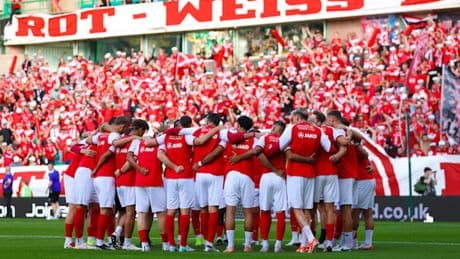 Giganten aus der Unterwelt des Fußballs