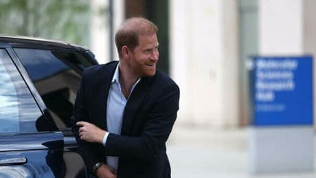 Harry a Kiev, visita a sorpresa nella capitale ucraina per il duca del Sussex: il principe incontra i feriti
