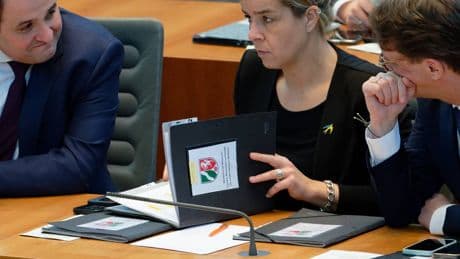 Aufarbeitung des Anschlags von Solingen: Opposition will jetzt auch Kommunikationsdaten von Wüst und Neubaur