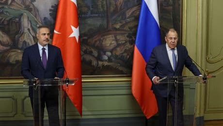 Fidan, Lavrov ile görüştü: Ukrayna müzakereleri Türkiye’de devam etsin talebi