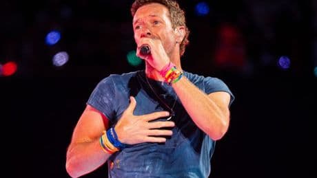 Coldplay fans erupt into cheers as Chris Martin helps fan propose at Wembley gig