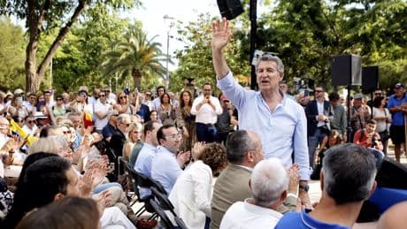 Feijóo niega que Sánchez defienda las lenguas: &quot;¡Este tío va a defender más el gallego que yo!&quot;
