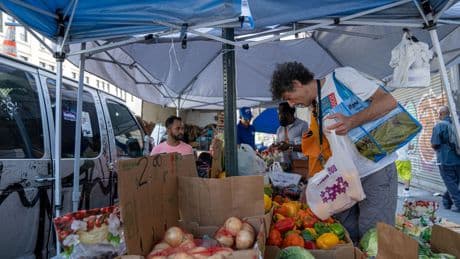 La inflación de los productos de consumo personal en EEUU repunta en junio hasta el 2,6 %