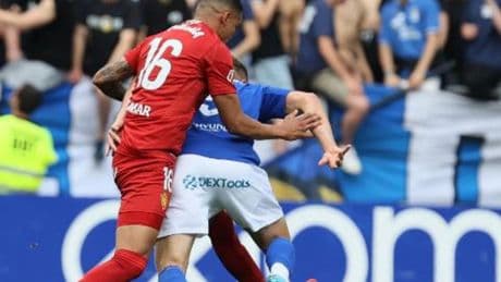 El Oviedo gana al Zaragoza sobre la bocina y se engancha a pelear el ascenso