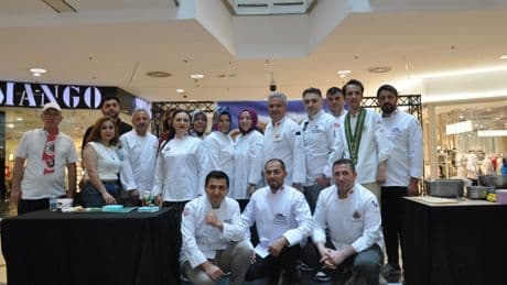 Eskişehir'de gastronomi ile sanatı buluşturan yenilebilir atölye etkinliği düzenlendi