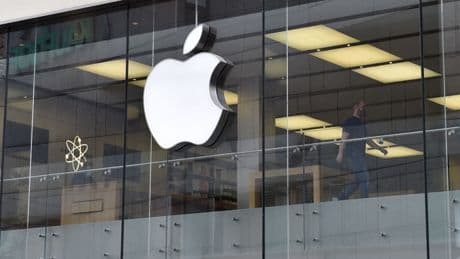 Apple a 30 jours pour se conformer aux règles européennes sous peine d'amende