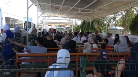 Türkiye'de büyüdüler, Suriye'ye umutla gidiyorlar: Gönüllü dönüşlerde yoğunluk