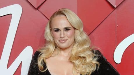 Rebel Wilson says surprise performance with The Kooks was planned overnight