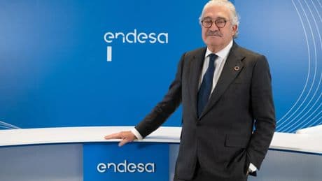 Bogas (Endesa): "Será un 'austericidio' si la CNMC no mejora hasta el 7 o 7,7% la retribución de la red eléctrica"
