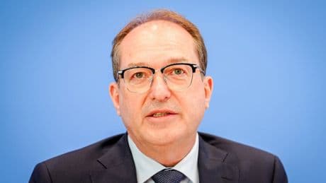„Zwingend notwendig“ - Dobrindt will Elektroschocker für die Bundespolizei