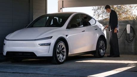 Auto elettrica, accelerazione nelle vendite. Non solo nel mondo guidato dalla Cina, ma anche in Italia