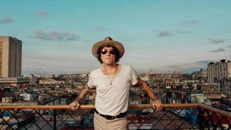 Bunbury cierra, 20 años después, la 'falsa' polémica con Amaral por una canción