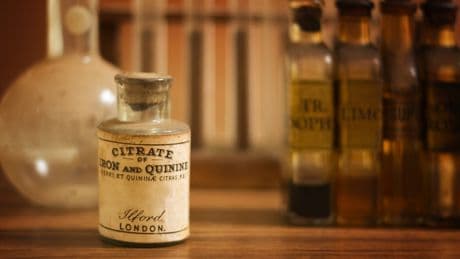 Von Malaria‑Prophylaxe zum Kultgetränk: Wie Tonic Water alles veränderte