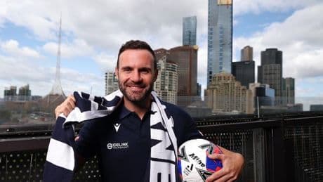 Chelsea and Man United hero completes next move after emotional message following exit