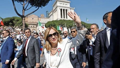 Einbürgerungsrecht in Italien: Lange Wartezeiten trotz Volksabstimmung
