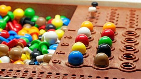 « Mastermind » : comment est né ce jeu étudié par des chercheurs en IA ?