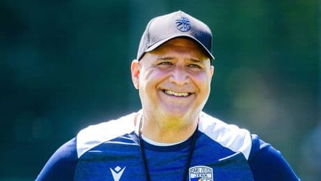 3:1 gegen Drittligisten - Jena-Trainer wartet auf neuen Stürmer