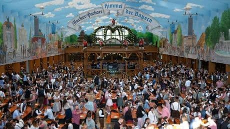 Brauchtum: Hirschfänger und Co: Was darf mit aufs Oktoberfest?