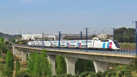 La concurrence a fait exploser de 30% la fréquentation des trains en Espagne mais le pays s'inquiète que les prix soient... trop bas