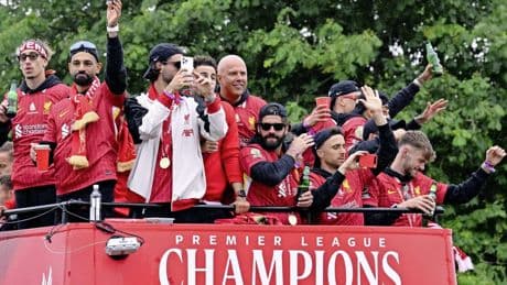 Liverpool-feest van Arne Slot & co overschaduwd door aanrijding