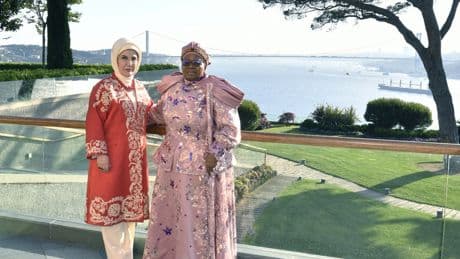 Emine Erdoğan, Esvatini Ana Kraliçesi Ntfombi Tfwala ile görüştü