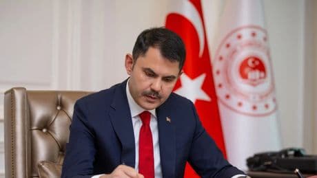 Bakan Kurum: 1 Mayıs Emek ve Dayanışma Günü kutlu olsun