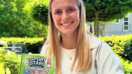 So wie Gosens - Auch DFB-Star Bühl schreibt Kinderbuch