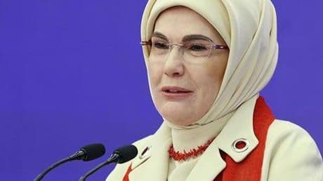 Emine Erdoğan: Sanatlarımızın eriyip gitmelerine izin vermemeliyiz