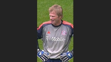 Ein Klassiker aus 2003 - Kahn schießt Videowürfel ab